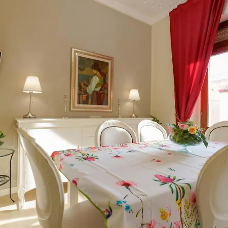 5 Stelle 4* Cagliari